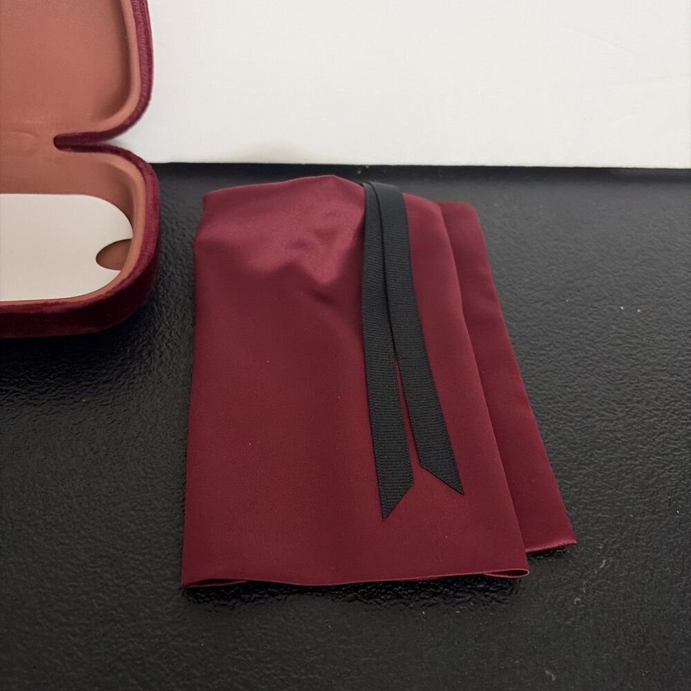 New Authentic Gucci Sunglasses Eyeglass Case Maroon Velvet Clamshell Small Case - Picture 3 of 3